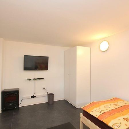 Privat-Souterrain-Apartment Hannover Kültér fotó