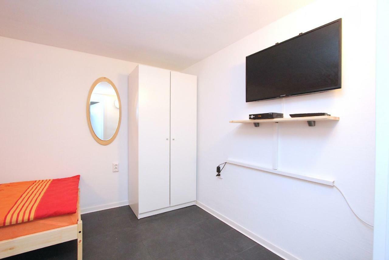 Privat-Souterrain-Apartment Hannover Kültér fotó